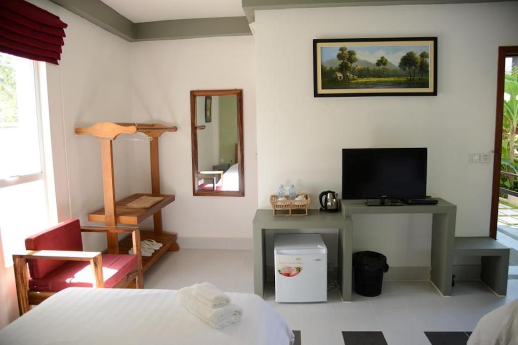 Ropanha Boutique Hotel Sihanoukville Exterior foto
