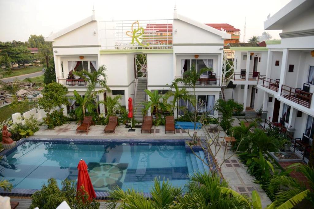 Ropanha Boutique Hotel Sihanoukville Exterior foto